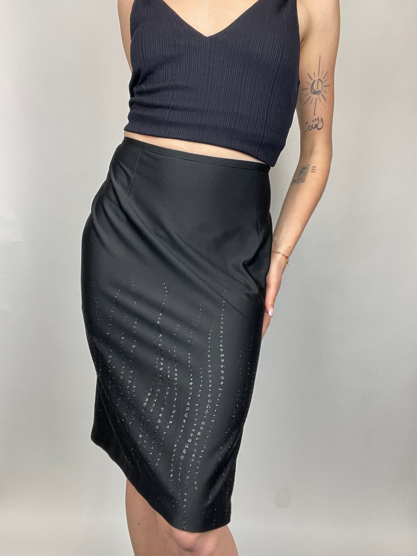 Jupe moulante fendu y2k noir motif strass