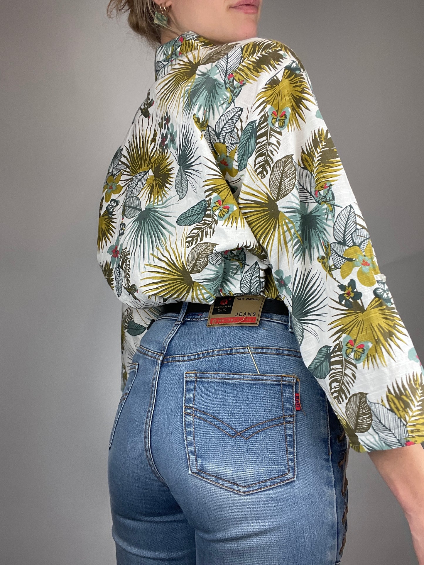 Chemise à fleurs y2k style hawaïen vintage