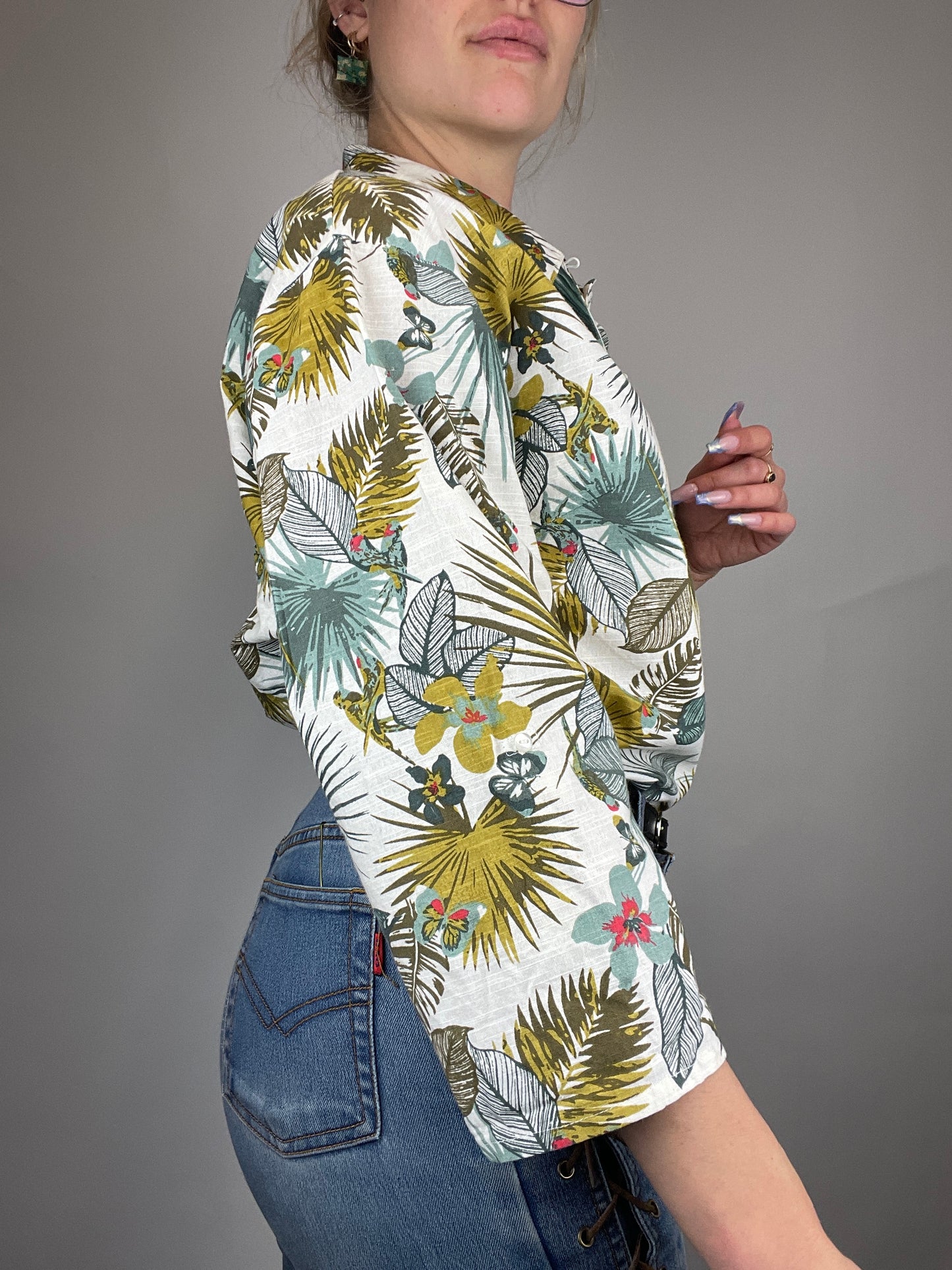 Chemise à fleurs y2k style hawaïen vintage